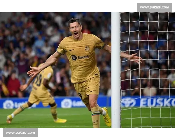 格罗西茨基：渴望回归波兰国家队，与莱万关系未受风波影响